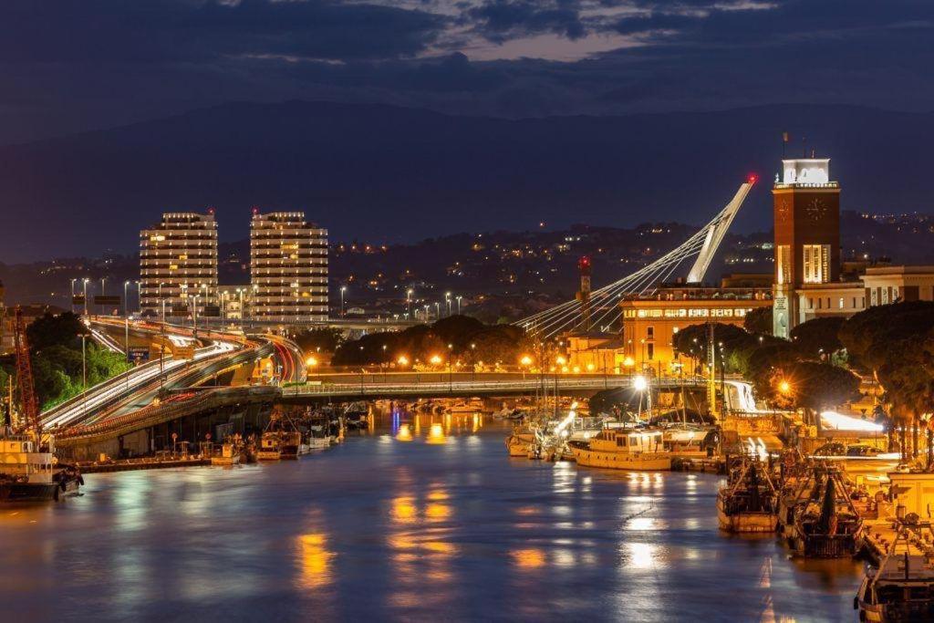 La Casa Di Alvy Otel Pescara Dış mekan fotoğraf
