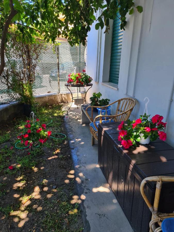La Casa Di Alvy Otel Pescara Dış mekan fotoğraf