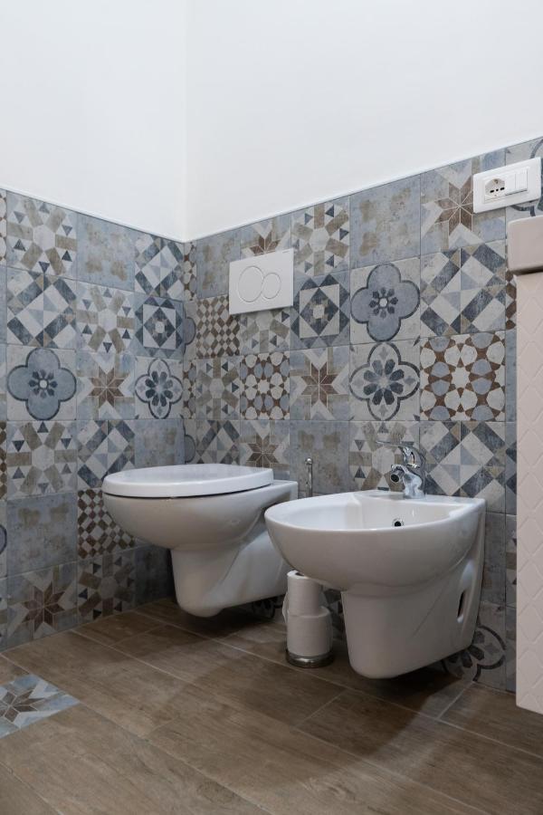 La Casa Di Alvy Otel Pescara Dış mekan fotoğraf
