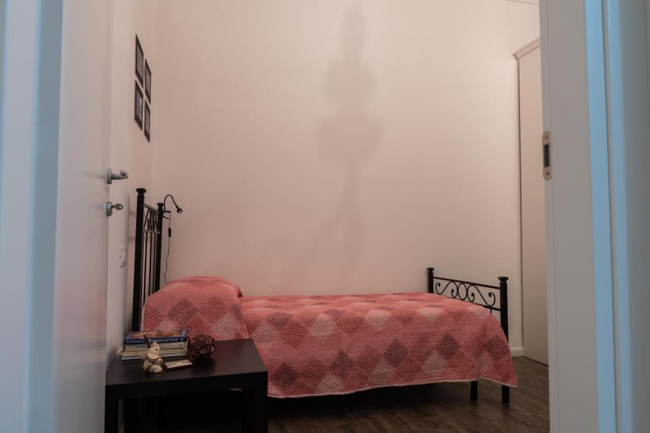 La Casa Di Alvy Otel Pescara Dış mekan fotoğraf