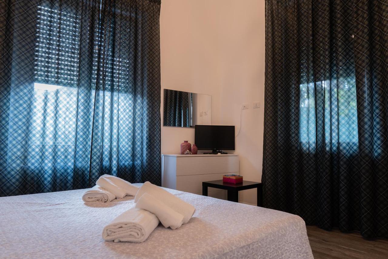 La Casa Di Alvy Otel Pescara Dış mekan fotoğraf