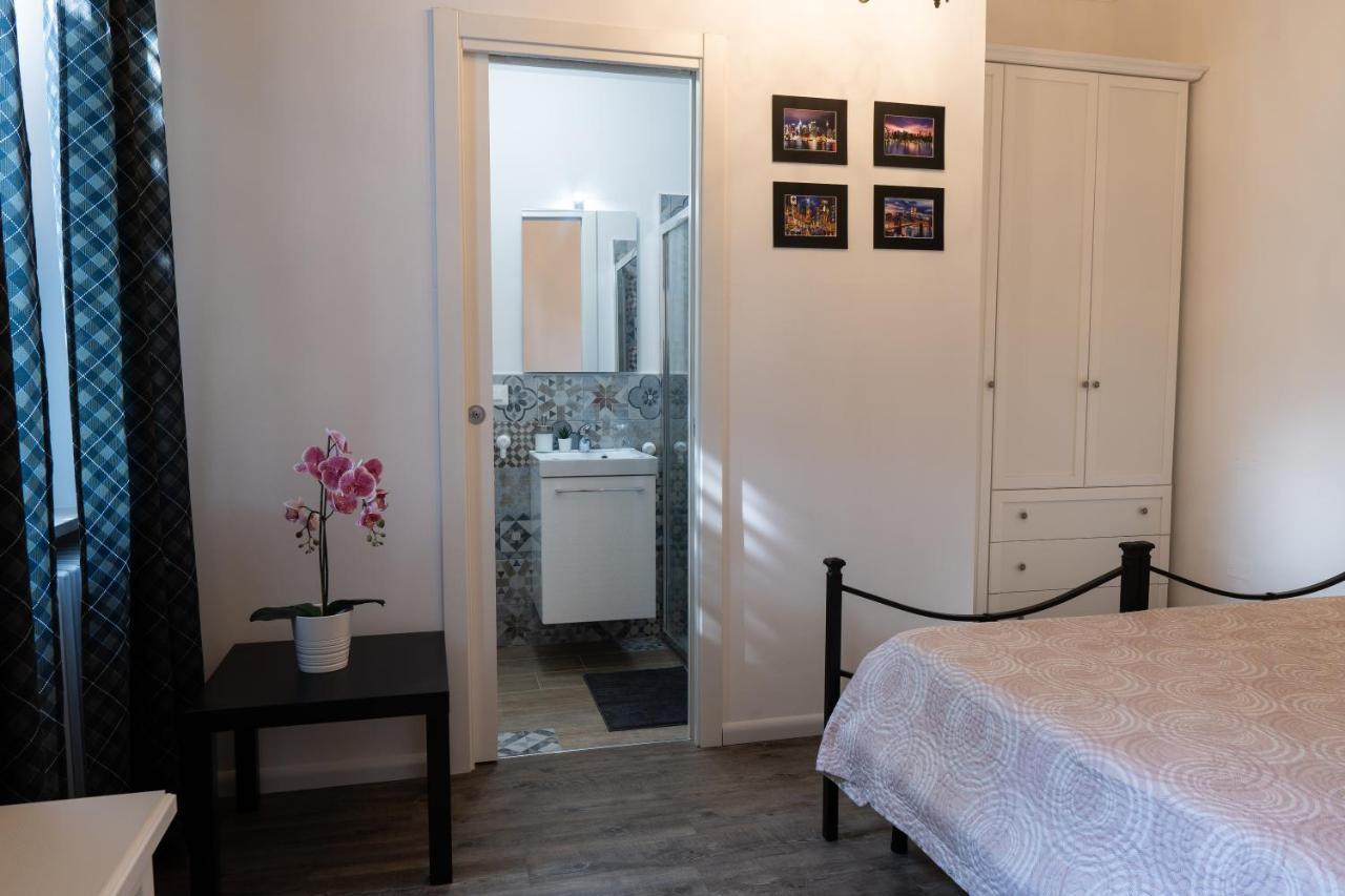 La Casa Di Alvy Otel Pescara Dış mekan fotoğraf